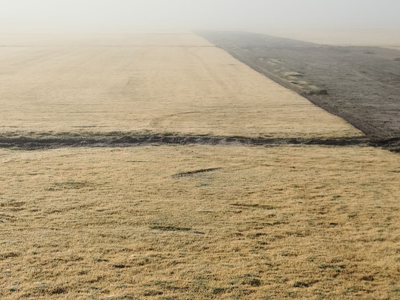 Preparing soil for winter by fertilizing in autumn